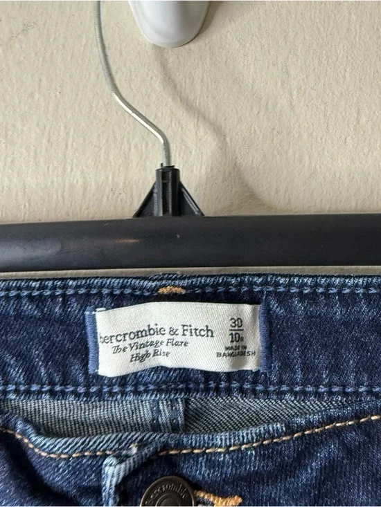 Abercrombie & Fitch The Vintage Flare High Rise Denim Jeans - Picture 3 of 6